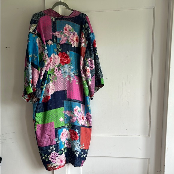 Johnny Was Pink Floral Satin Robe - Picture 5 of 7